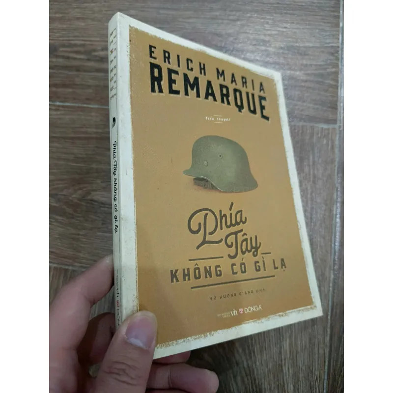 Phía Tây không có gì lạ 990560