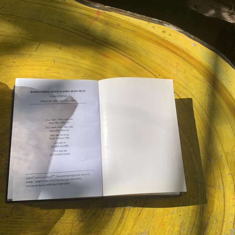 BÔNG HỒNG VÀNG & BÌNH MINH MƯA - K. PAUTOPXKI 783387