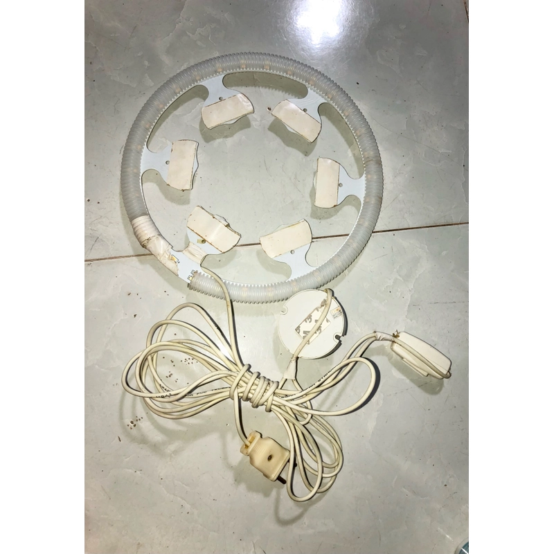 Đèn tự chế hoặc đèn trang trí có thiết kế độc đáo 477214