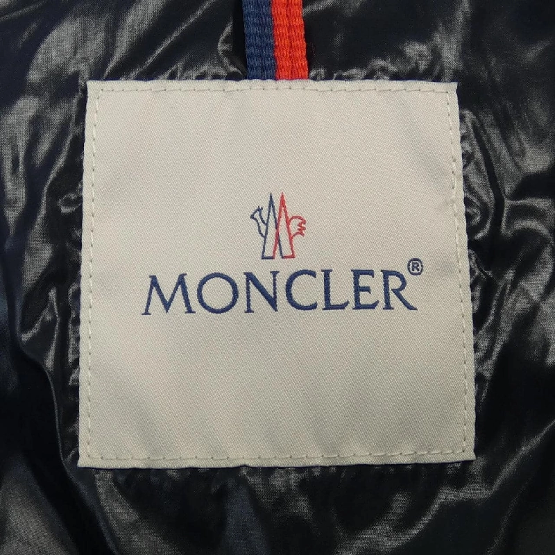 Áo khoác lông vũ MONCLER 636453