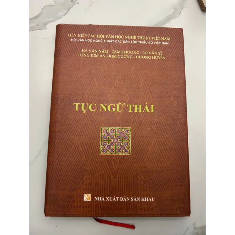 Tục ngữ Thái - (Nhiều tác giả) - Sách sưu tầm/Văn hóa 653690