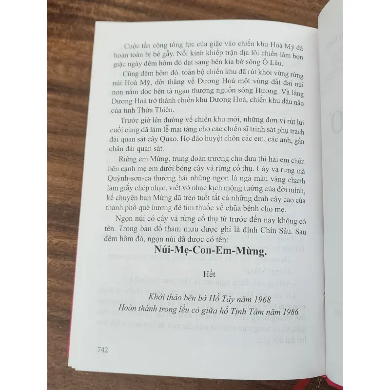 TUỔI THƠ DỮ DỘI - Phùng Quán (bìa cứng, 742 trang) 747986