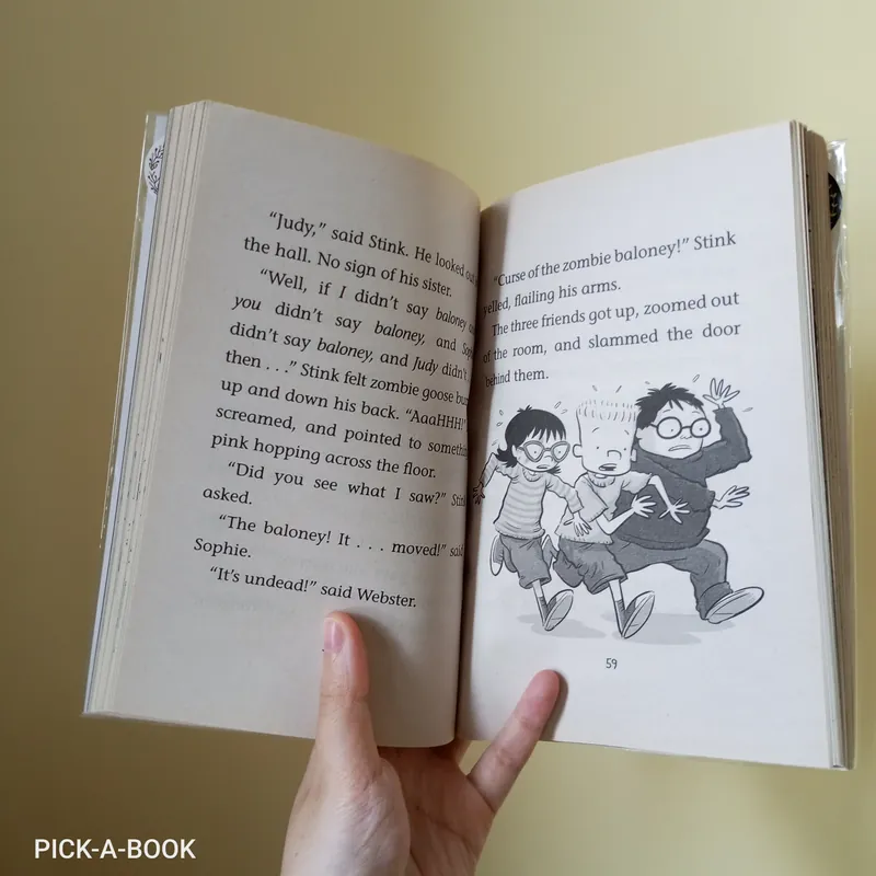 Truyện Tiếng Anh luyện đọc chủ đề Halloween Stink And The Midnight Zombie Walk 612448