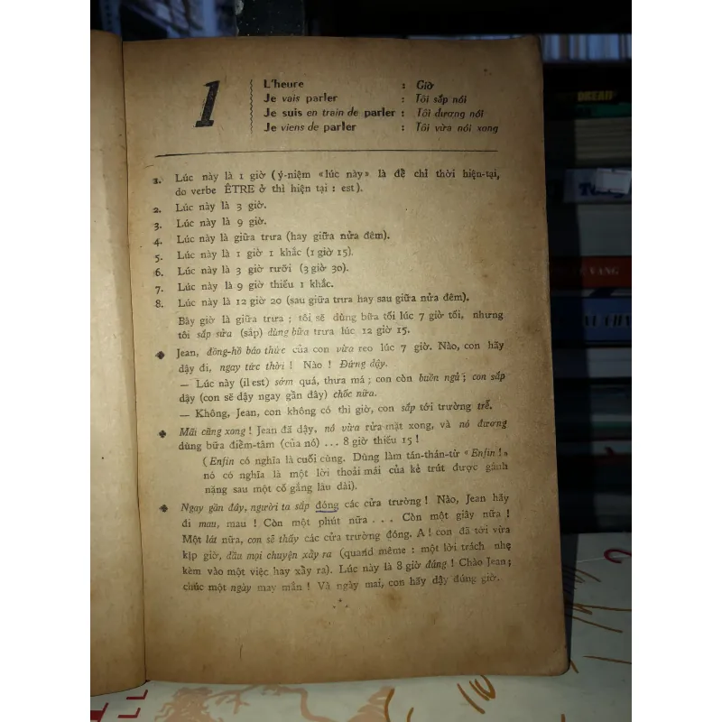 Bản dịch và dẫn giải le français élémentaire 798887