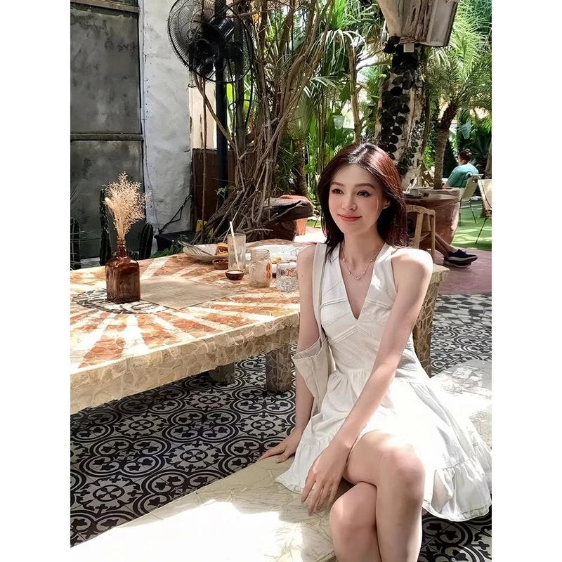 Đầm cổ yếm nhẹ nhàng 464268