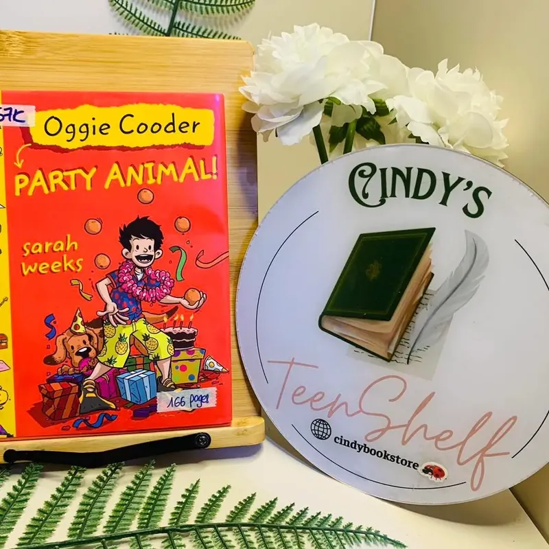 [Sách tiếng Anh 2hand] Like new 90% - Party Animal! – Sarah Weeks 562593