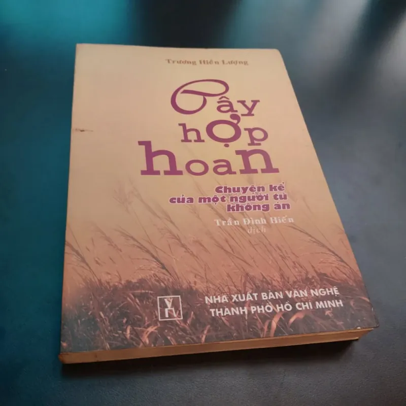 Cây hợp hoan - Trương Hiền Lượng 925958