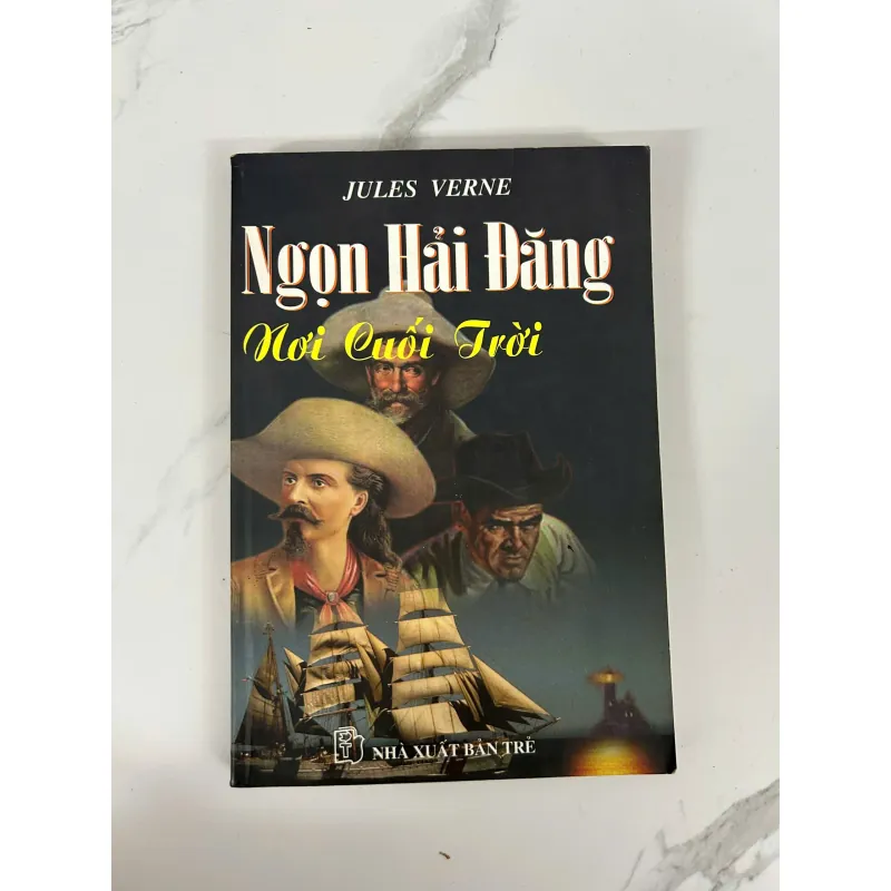 Ngọn hải đăng nơi cuối trời - Jules Verne 781263