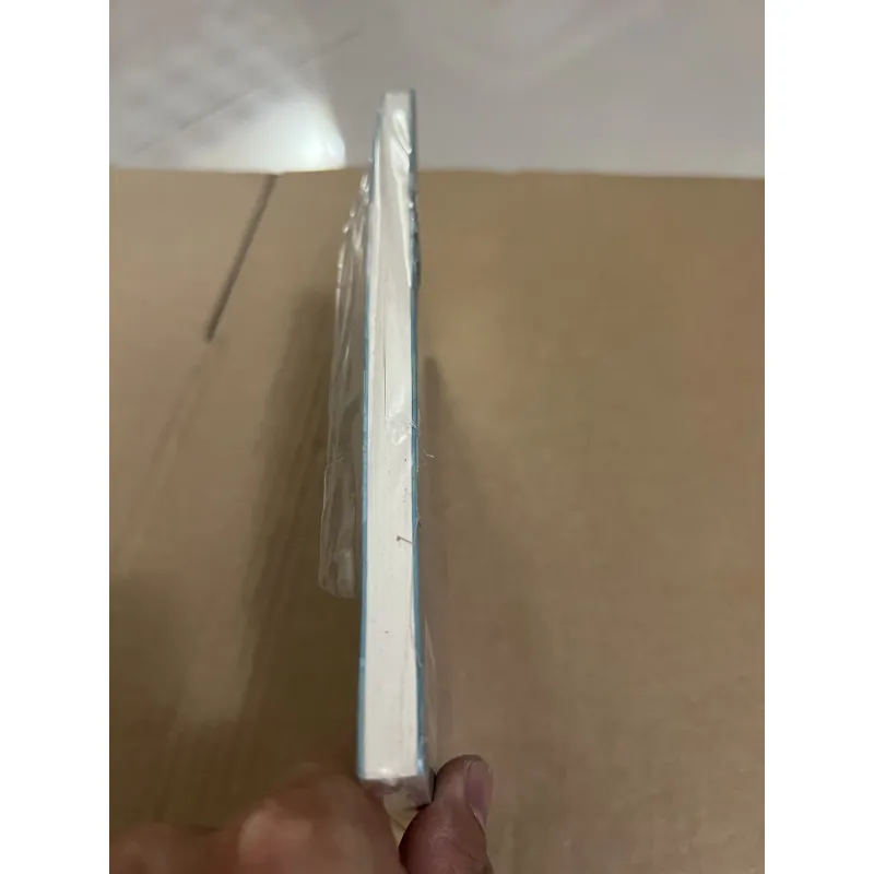 Người khóc người quên 1022583