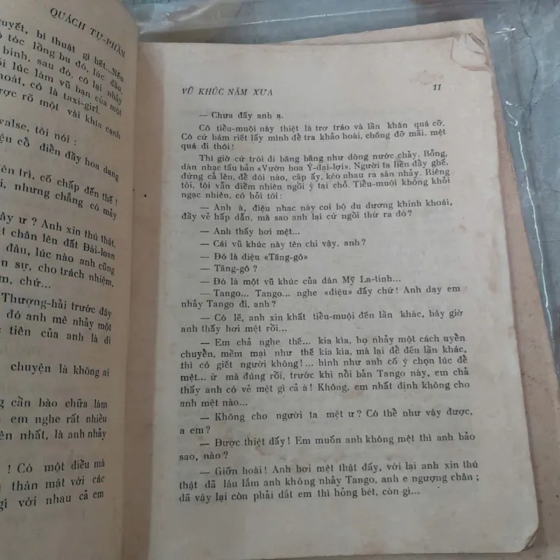 VŨ KHÚC NĂM XƯA - VI HUYỀN ĐẮC 762533