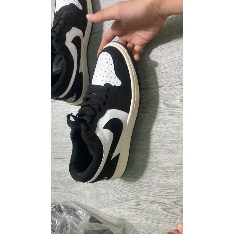 Giày nike đen  614091