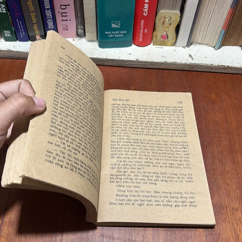 [Gáy Làm Lại] - II Tiểu thuyết: Trà Hoa Nữ - ALEXANDRE DUMAS (Con) - 1987 797164