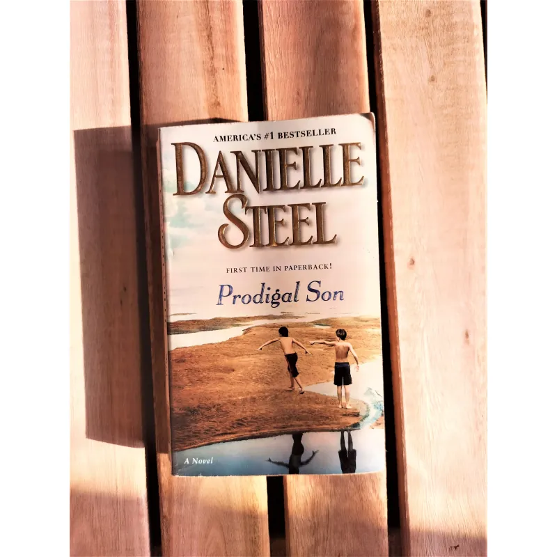 Sách ngoại văn: Prodigal Son - Tác giả: Danielle Steel 713506