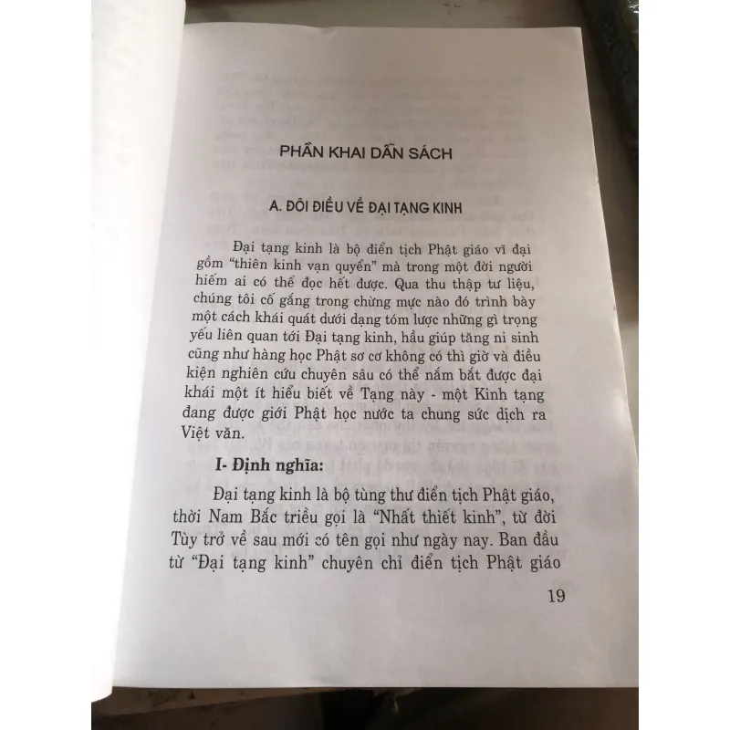 Tóm tắt 300 Bộ Kinh Luận Phật Giáo Danh Tiếng tập 1 1011280