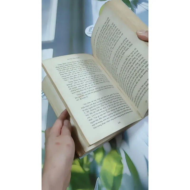 Ai Còn Chờ Ai Giữa Mùa Hoa Nở - Sói Xám Mọc Cánh 744737