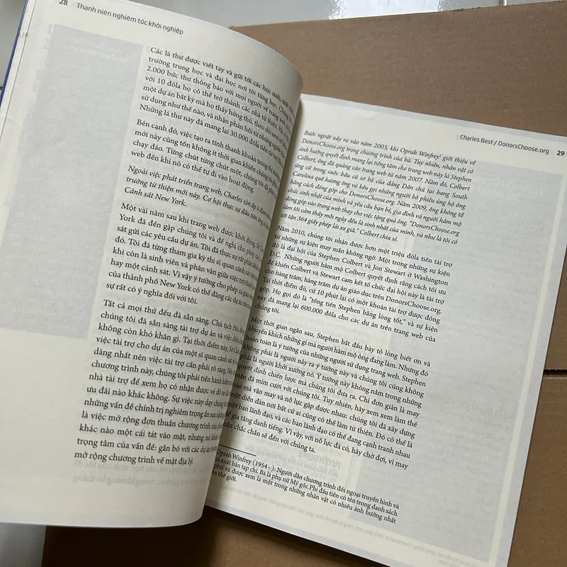 Thanh niên nghiêm túc khởi nghiệp 736685