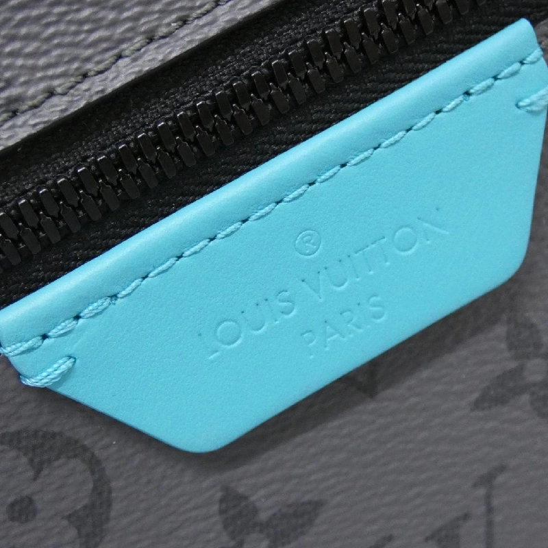 Ba lô Louis Vuitton Monogram Eclipse Reverse Discovery PM M11641 608276