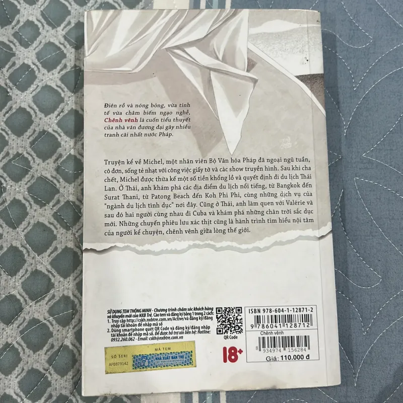 Chênh vênh - Michel Houellebecq 1000769