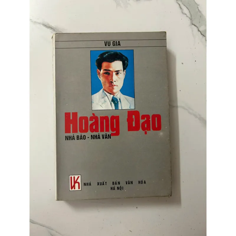 Hoàng Đạo (Nhà báo - Nhà văn) – Vu Gia 1023501