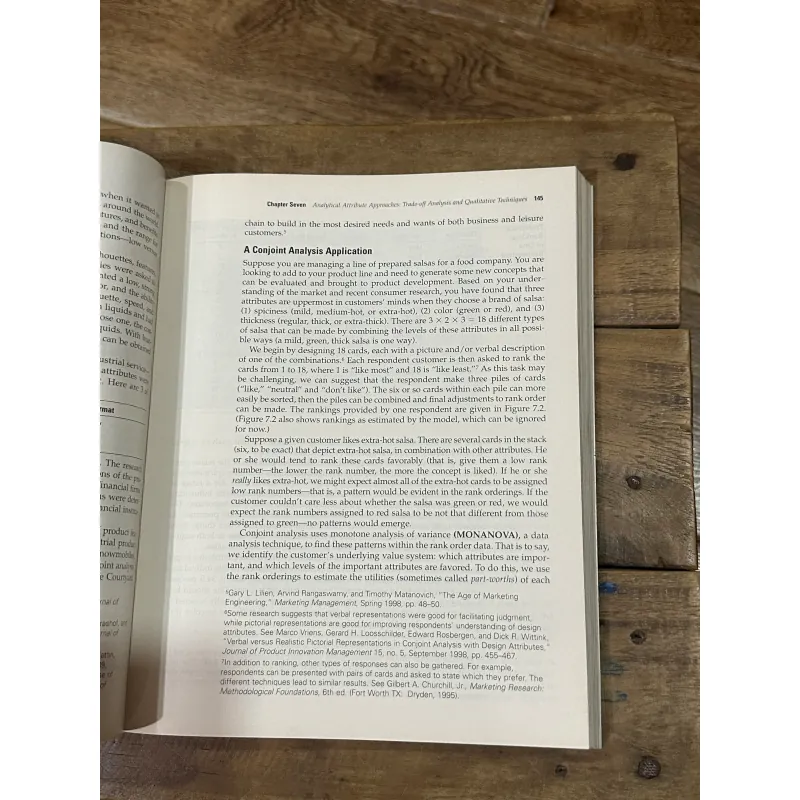 New Products Management - Crawford & Benedetto (Sách giáo trình) 750353