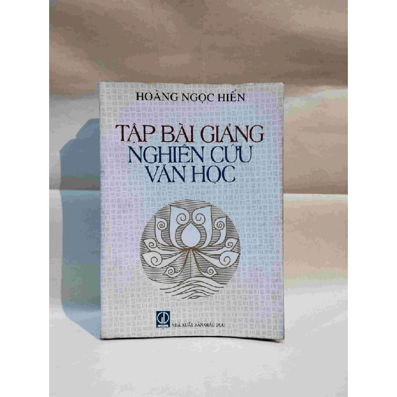 Tập bài giảng nghiên cứu văn học - Hoàng Ngọc Hiến 127190