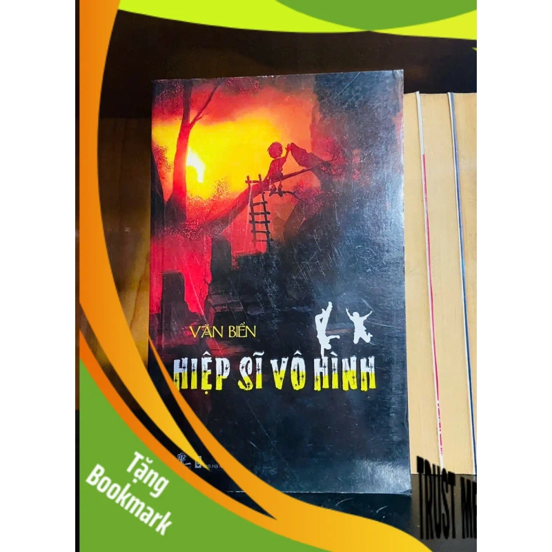 (TẶNG BOOKMARK) Hiệp sĩ vô hình - Văn Biển - VĂN HỌC - RBK1211 944928
