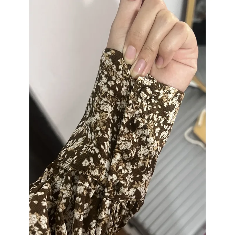 Váy hiệu hoa nâu 589774