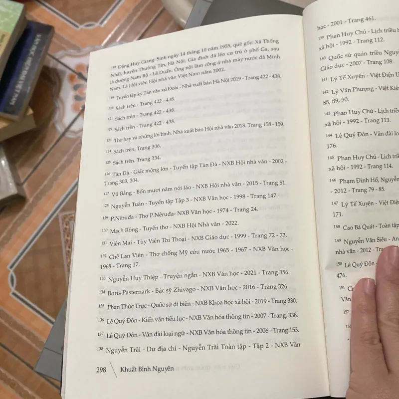 Giọt nước thầm giữa những thời đại thi ca 784535