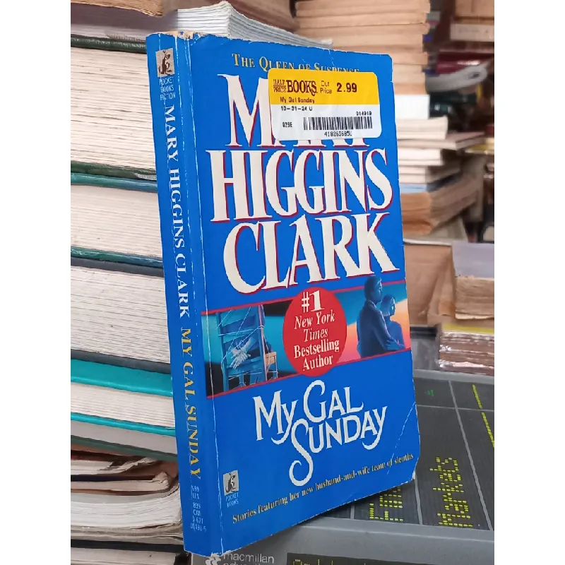 The Queen of Suspense MARY HIGGINS CLARK 697340