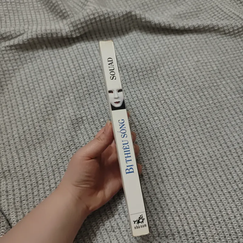 Bị thiêu sống 736324