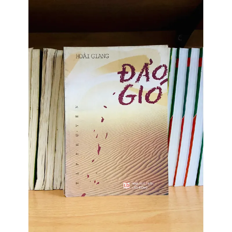 Đảo gió - Hoài Giang 554319