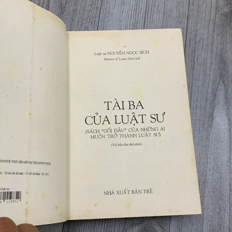 Tài ba của luật sư, sách gối đầu của những ai muốn trở thành luật sư. 7a3 783468