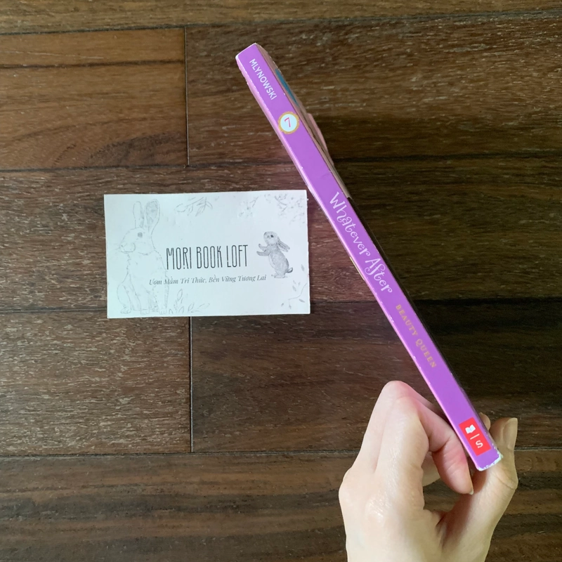 Sách ngoại văn Whatever After: Beauty Queen - Reading Level Grade 4, Used 538100