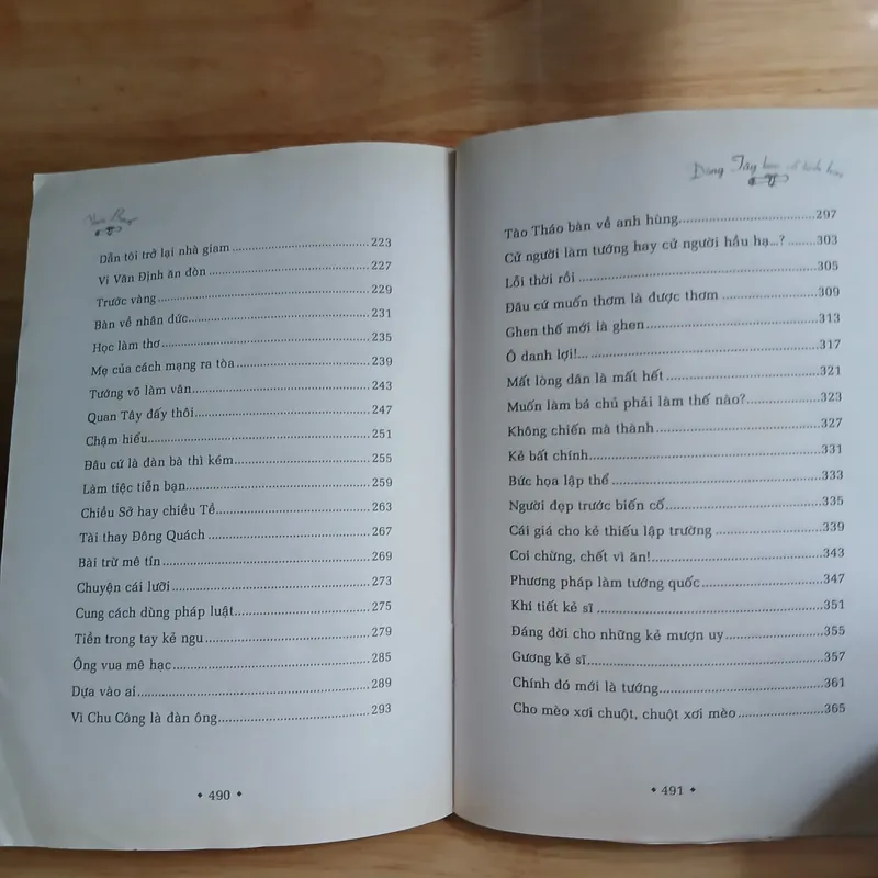 Đông Tây Kim Cổ Tinh Hoa - Thái Bạch, Bùi Mai 356339