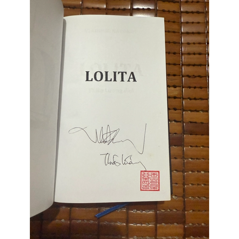Lolita - Vladimir Nabokov ( có chữ ký dịch giả Thiên Lương) 541641