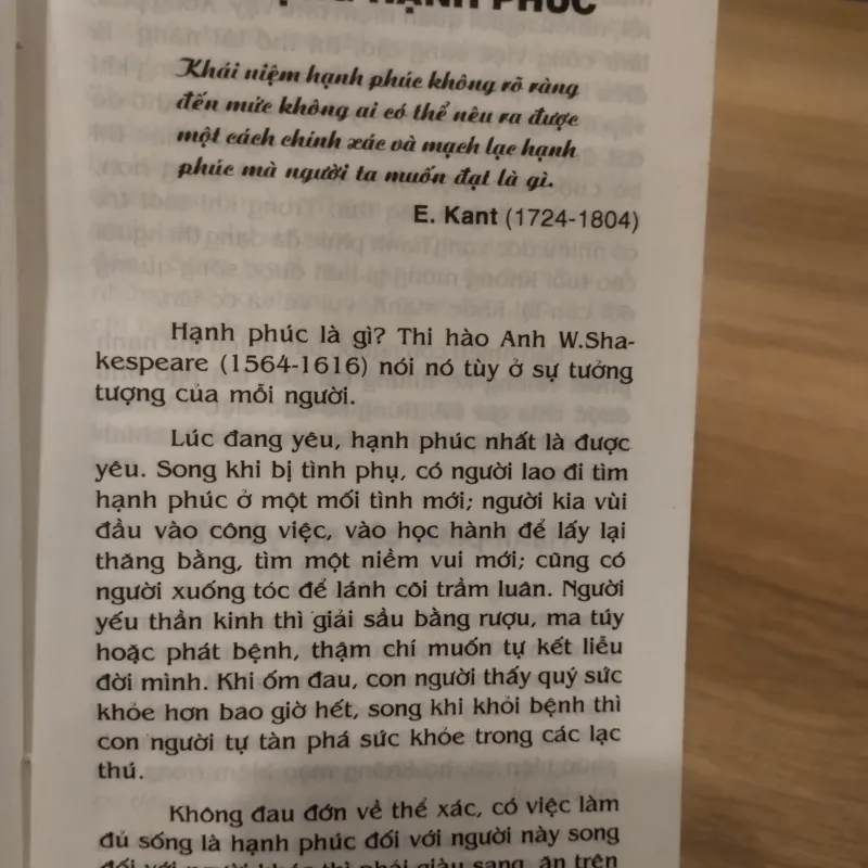 sách "Hạnh phúc muôn đời" của tác giả Hữu Khánh, được phát hành bởi Nhà xuất bản Trẻ.
 1032298