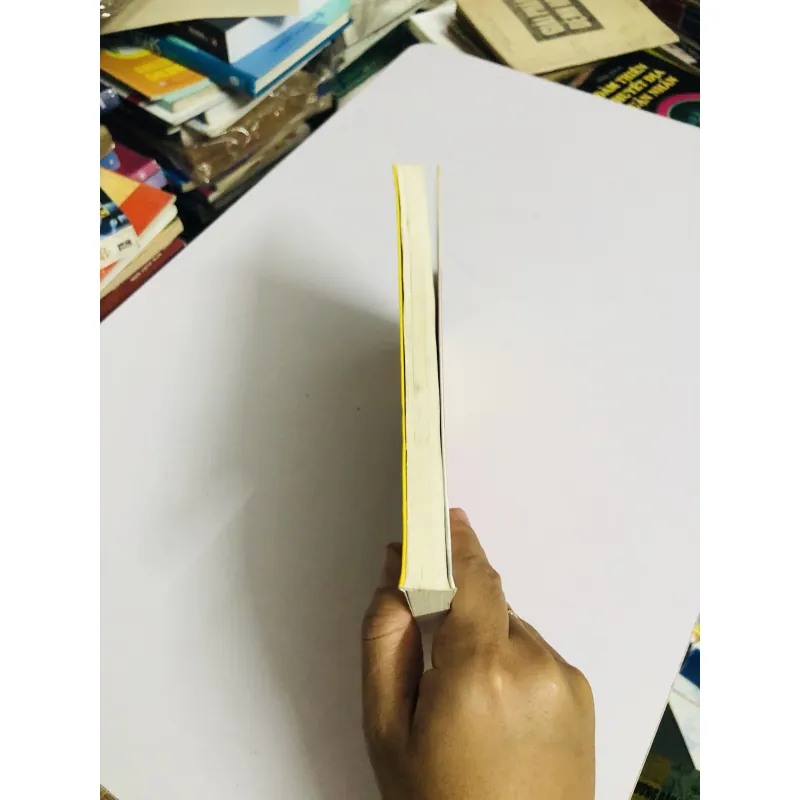 ĐỜI NGƯỜI TRÊN BÀN TAY ( Lý Cư Minh) 756216