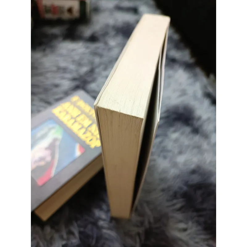 Chim cổ đỏ (Jo Nesbo) 926688