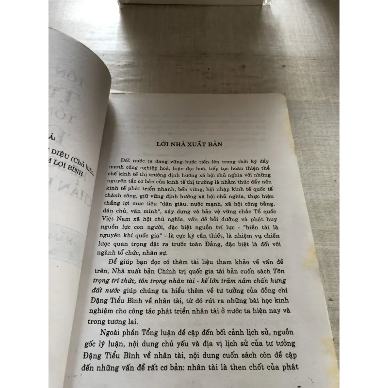 Tôn trọng trí thức - Tôn trọng nhân tài 784348