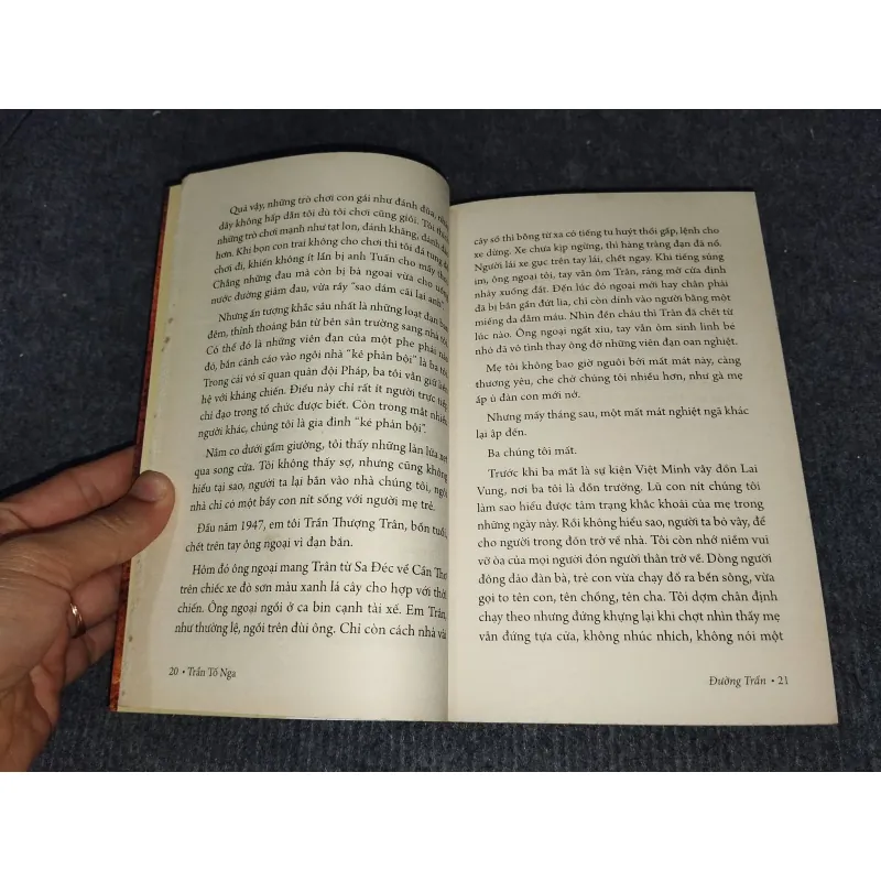 ĐƯỜNG TRẦN. NGỌN LỬA KHÔNG BAO GIỜ TẮT - TRẦN TỐ NGA 957917