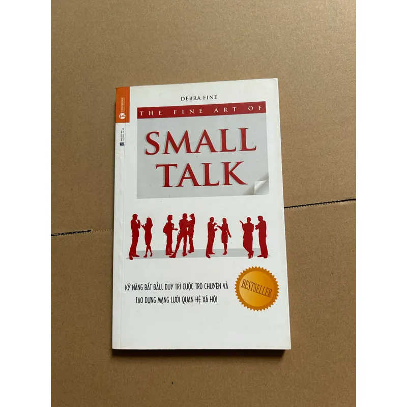 THE FINE ART OF SMALL TALK 557267