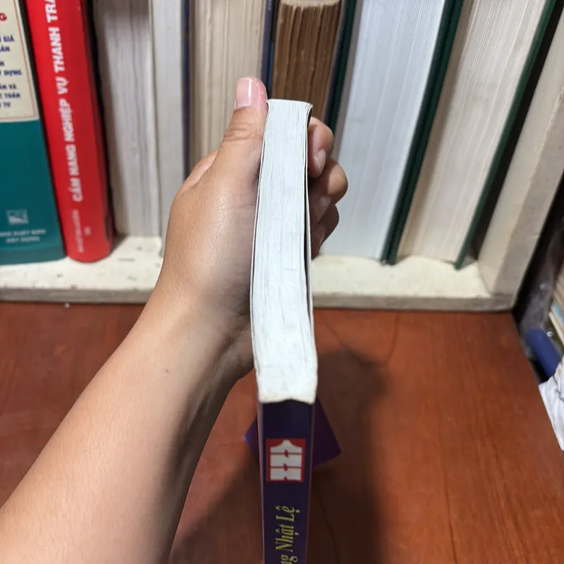 II Văn Học: Từ Mái Trường Bên Dòng Nhật Lệ - Nhiều Tác Giả - 2019 723287