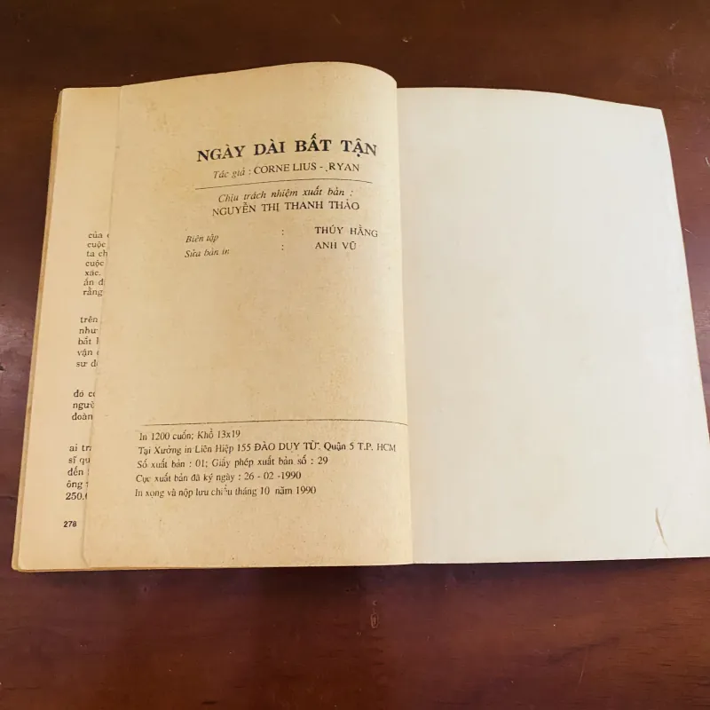 Ngày dài bất tận - Corne Lius Ryan (1990)  976860