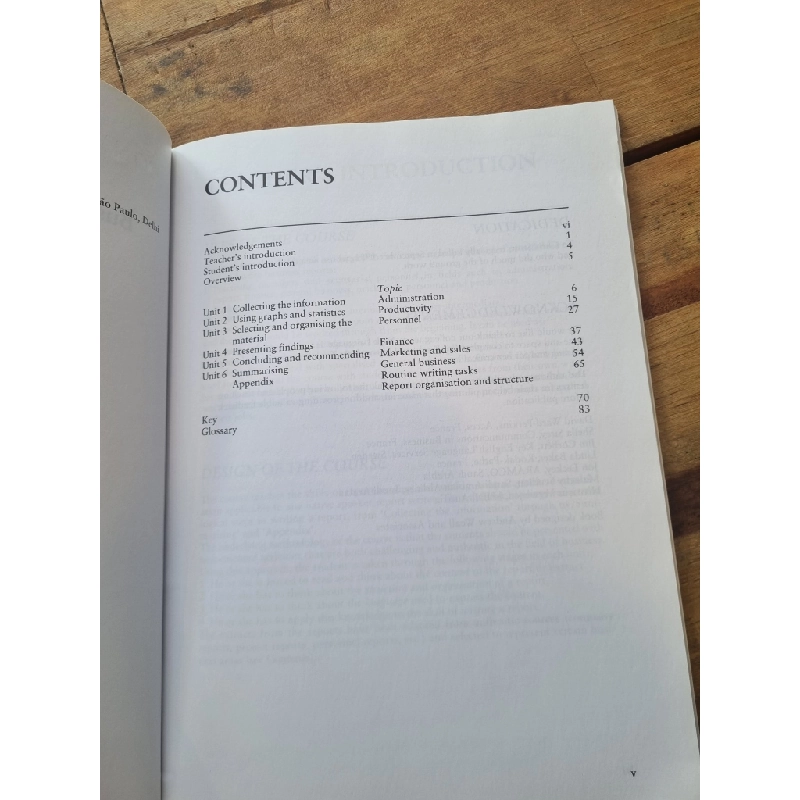 BUSINESS REPORTS IN ENGLISH - Jeremy Comfort, Rod Revell, Chris Stott 158851