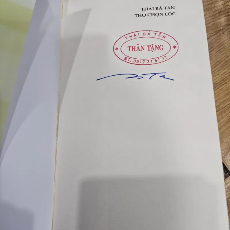 Thơ chọn lọc (có chữ ký tác giả)
100k 758181