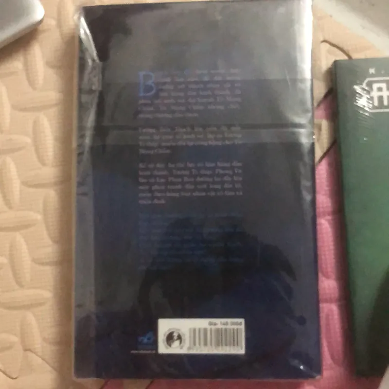 Sách thương tâm tiếu thiên 589741