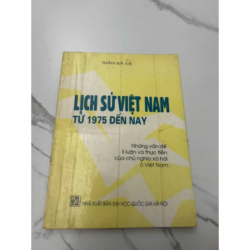 CHÂN DUNG VÀ ĐỐI THOẠI (Bình luận văn chương) - Trần Đăng Khoa 608076