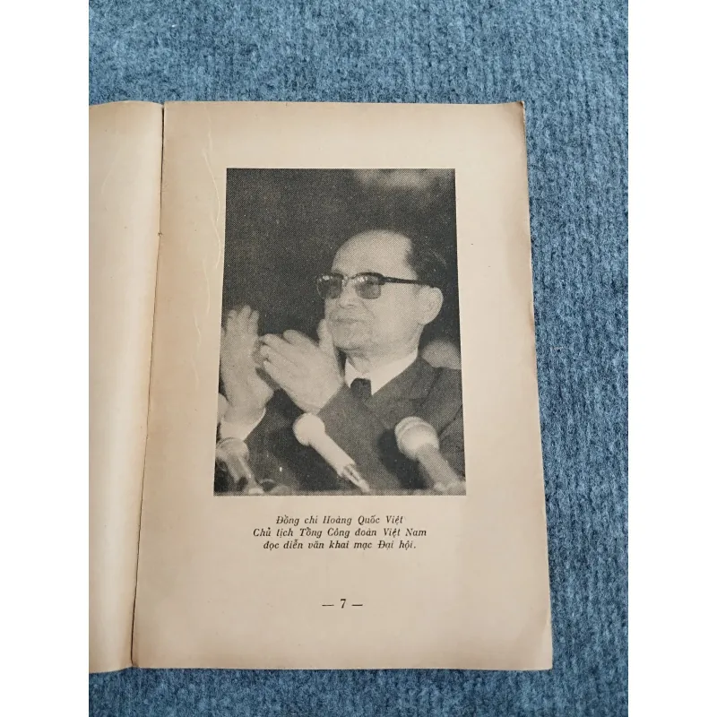 VĂN KIỆN ĐẠI HỘI LẦN THỨ IV CÔNG ĐOÀN VIỆT NAM 688830