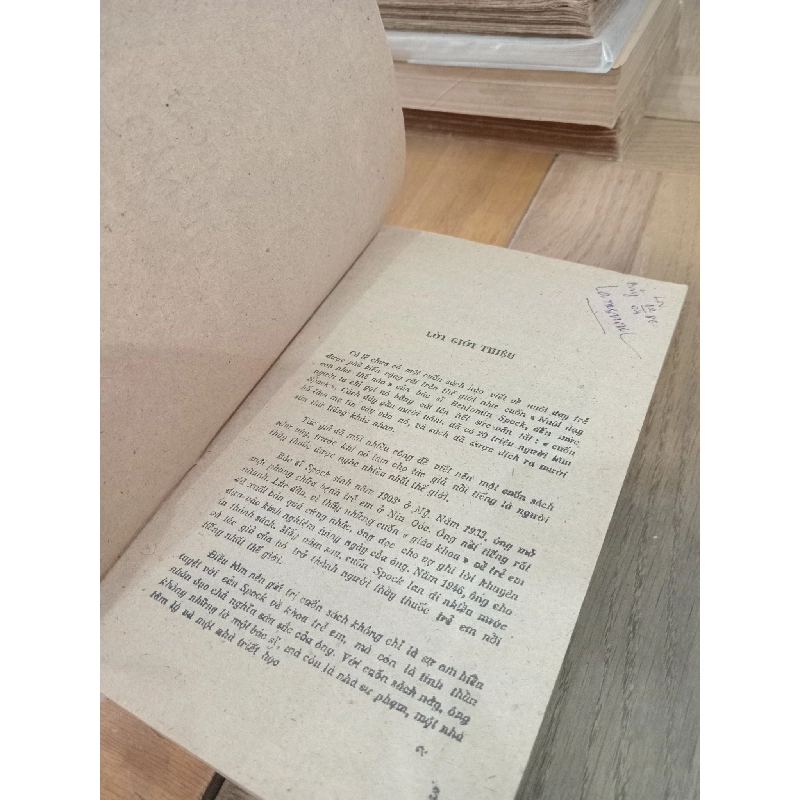 Nuôi dạy con như thế nào - Bác sĩ B. Spock 1017770