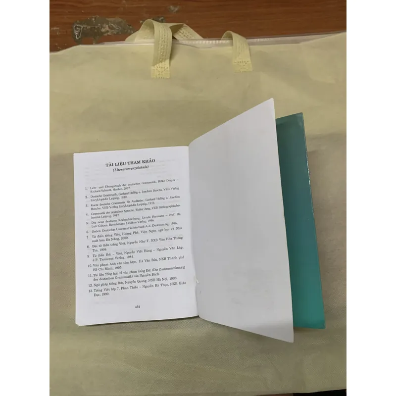 VĂN PHẠM TIẾNG ĐỨC - NGUYỄN THU HƯƠNG- NGUYỄN HỮU ĐOÀN 738989